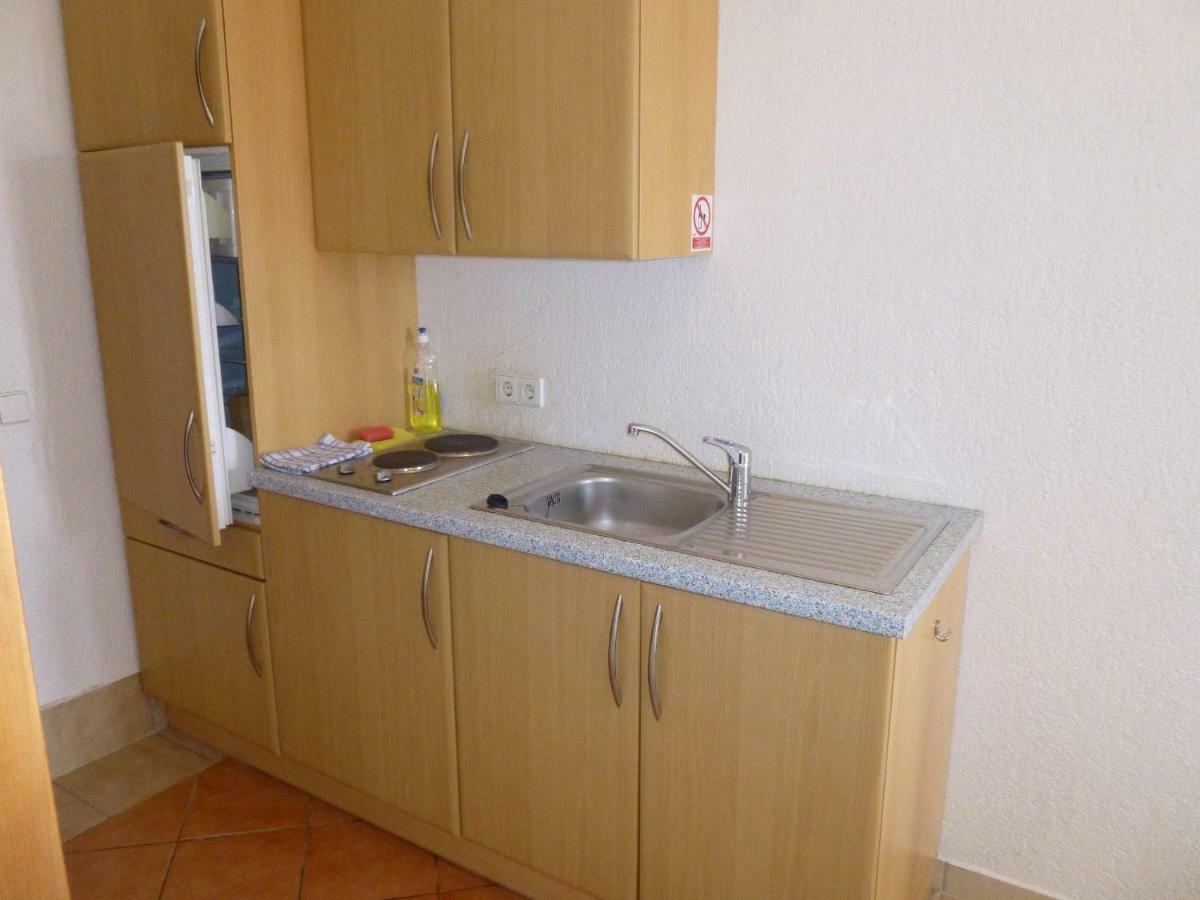 Apartments Villa Rosmarin Omišalj Екстериор снимка