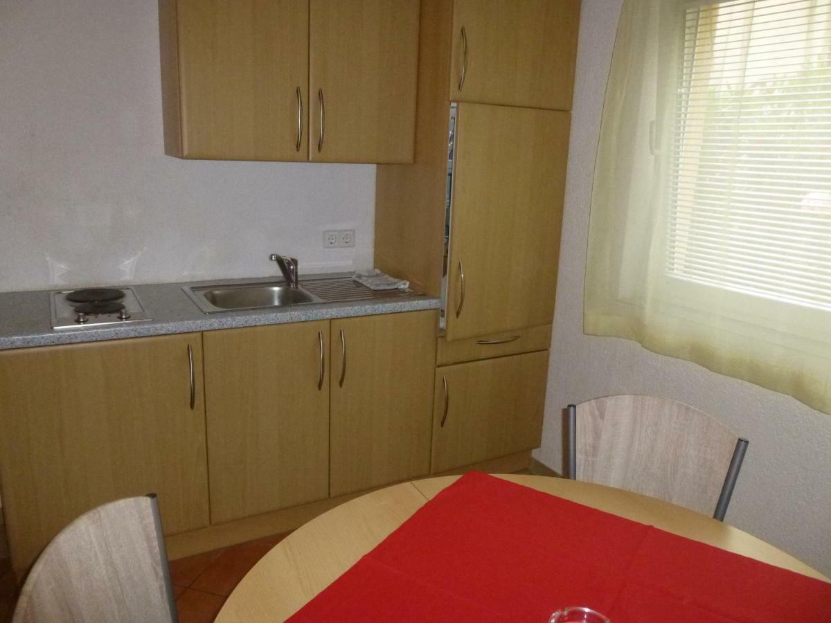 Apartments Villa Rosmarin Omišalj Екстериор снимка
