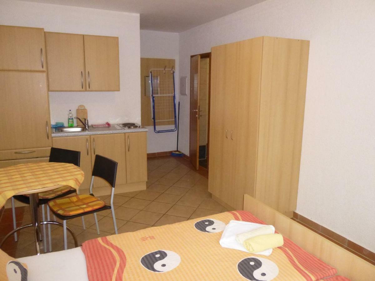 Apartments Villa Rosmarin Omišalj Екстериор снимка