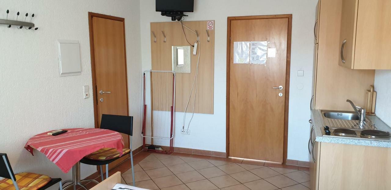 Apartments Villa Rosmarin Omišalj Екстериор снимка